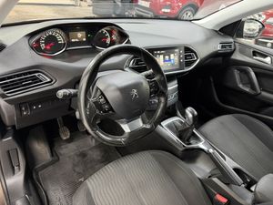 Peugeot 308 bild 8