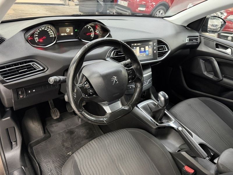 Peugeot 308 bild 8