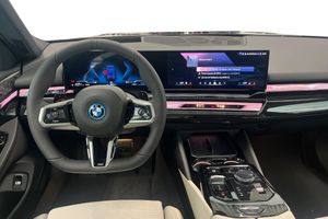 BMW 530 bild 8