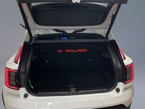 Volvo EX30 bild 8