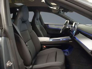 Polestar 4 bild 8