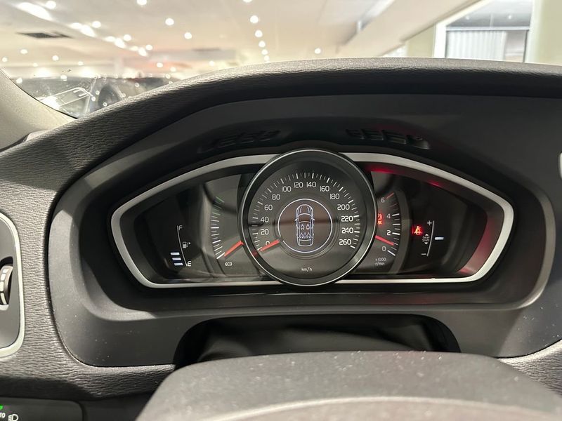 Volvo V40 bild 18