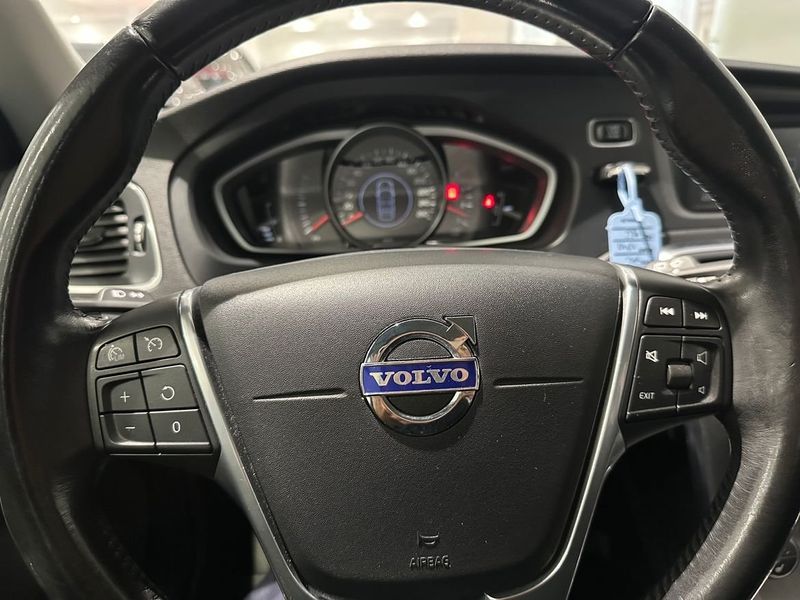 Volvo V40 bild 14