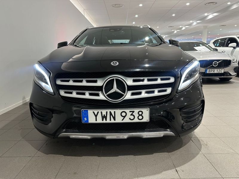 Mercedes GLA200 bild 2