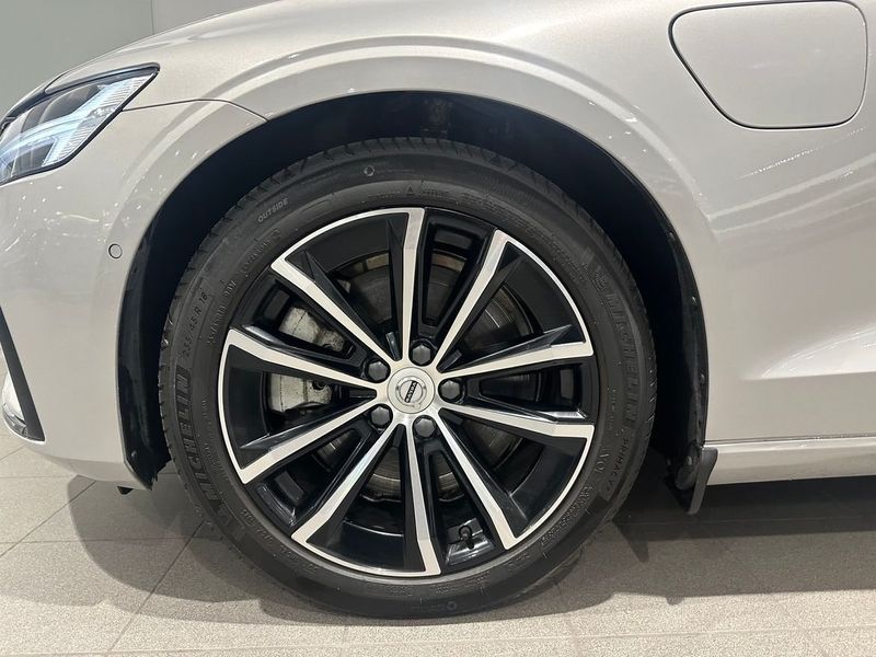 Volvo V60 bild 8