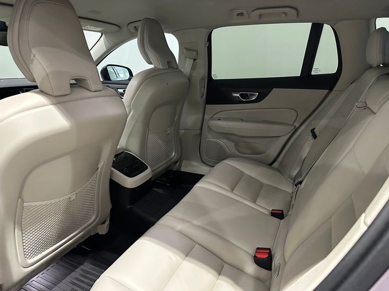Volvo V60 bild 12