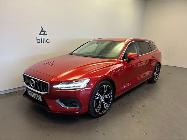 Volvo V60 Recharge T6 Inscription / Dragkrok / Keyless - 2021
