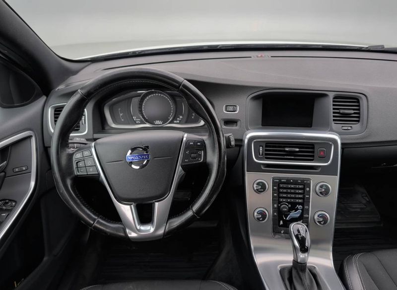 Volvo V60 bild 4