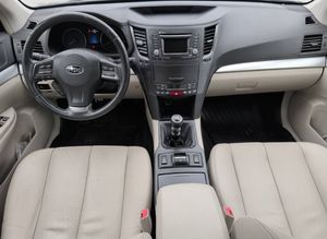 Subaru Legacy bild 4