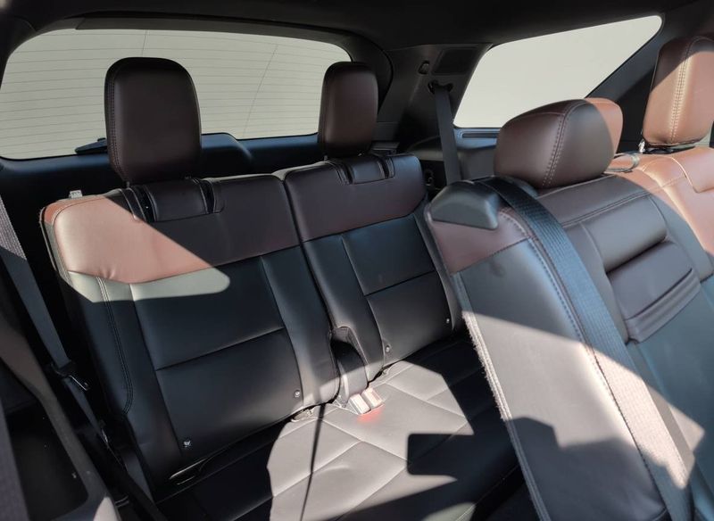 Ford Explorer bild 7