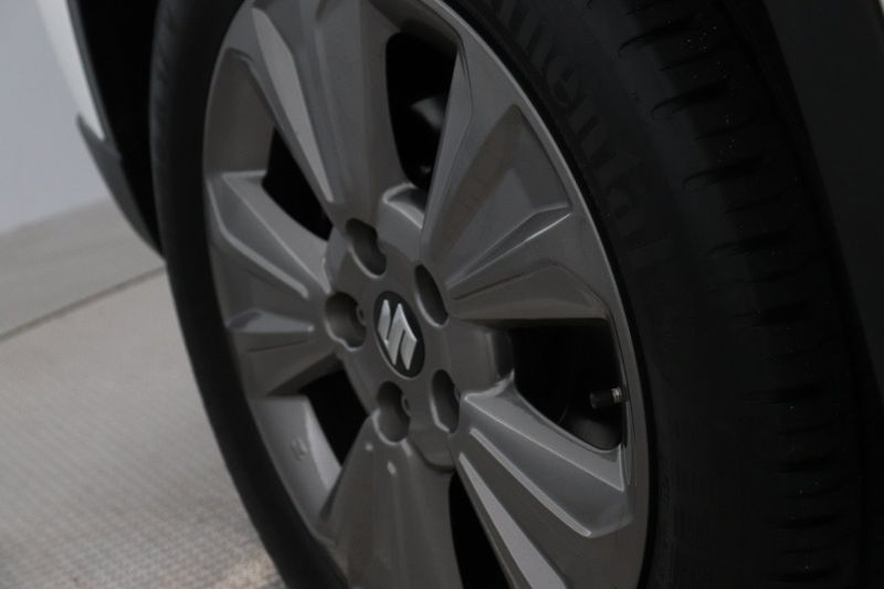Suzuki Vitara bild 11