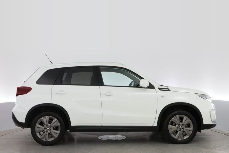 Suzuki Vitara bild 6