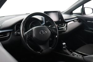 Toyota C-HR bild 16