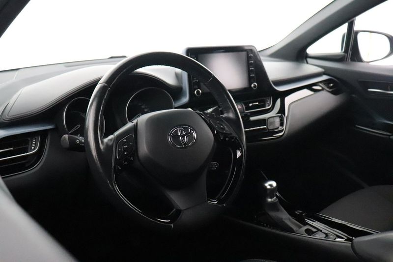 Toyota C-HR bild 16
