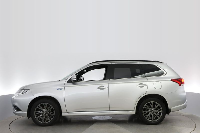 Mitsubishi Outlander bild 2