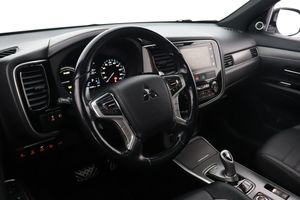 Mitsubishi Outlander bild 10