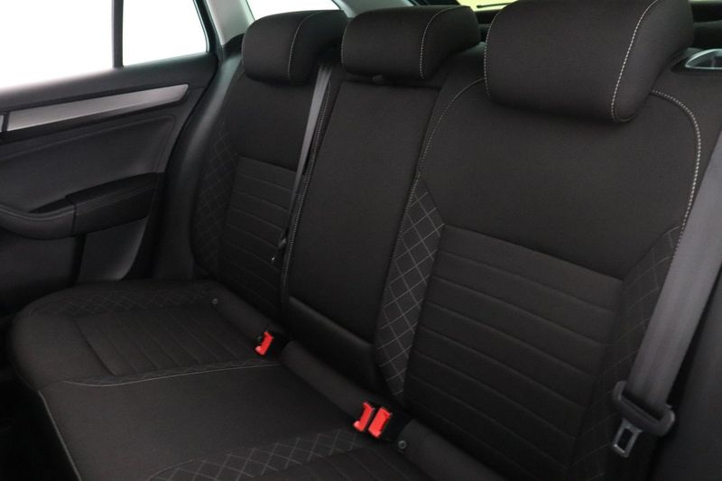 Skoda Rapid bild 16