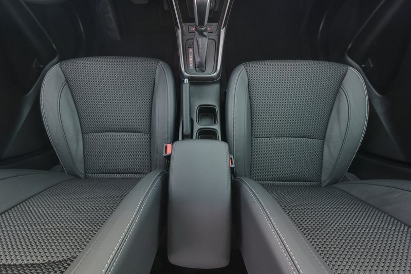 Suzuki S-CROSS bild 17