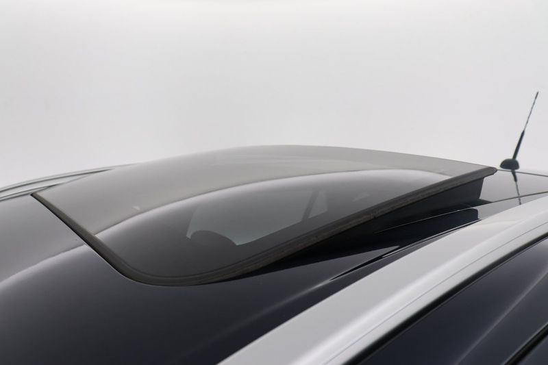 Suzuki S-CROSS bild 12