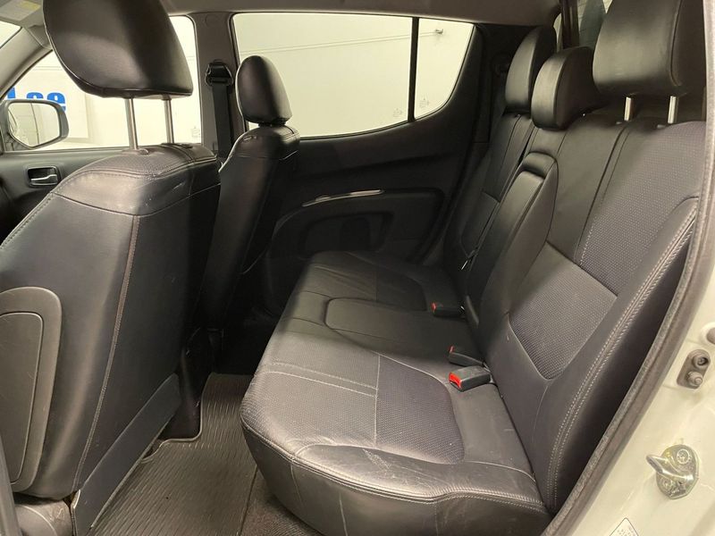 Mitsubishi L200 bild 7