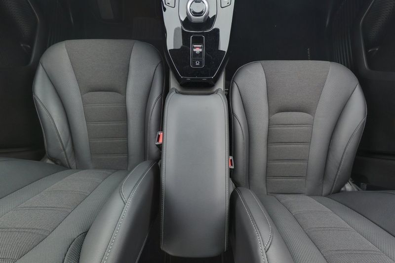 Suzuki e Vitara bild 19