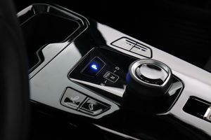 Suzuki e Vitara bild 14