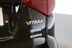 Suzuki Vitara bild 9