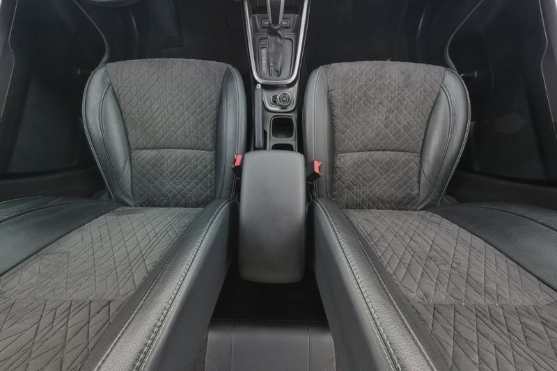 Suzuki Vitara bild 13