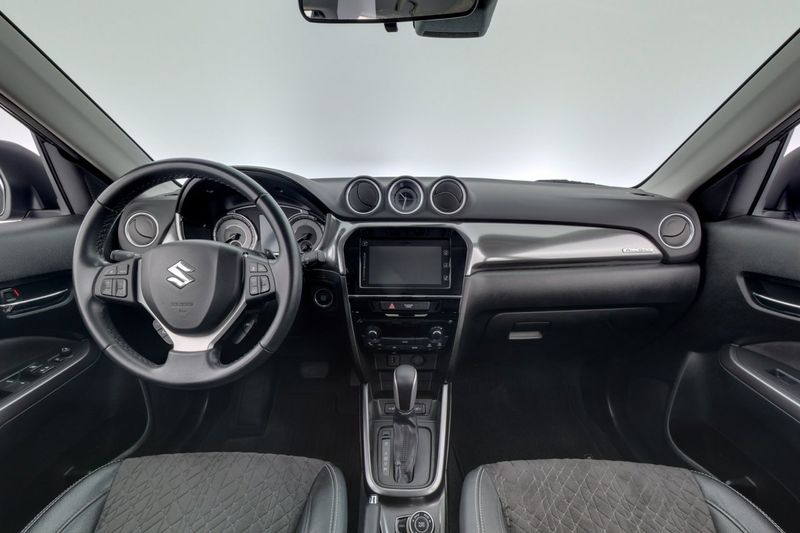 Suzuki Vitara bild 12