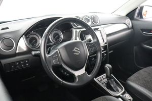 Suzuki Vitara bild 11