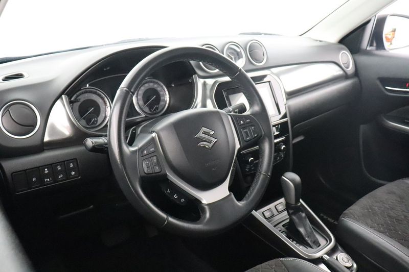 Suzuki Vitara bild 11