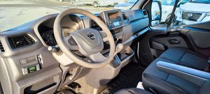 Nissan NV400 bild 2