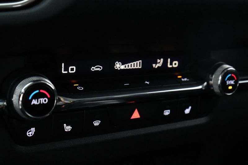 Mazda CX-30 bild 15
