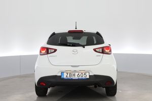 Mazda 2 bild 2