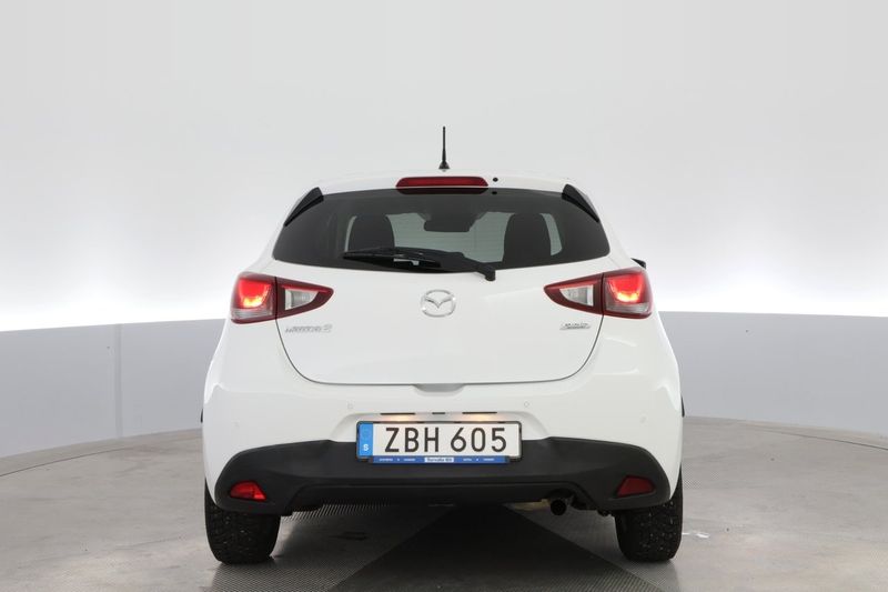 Mazda 2 bild 2