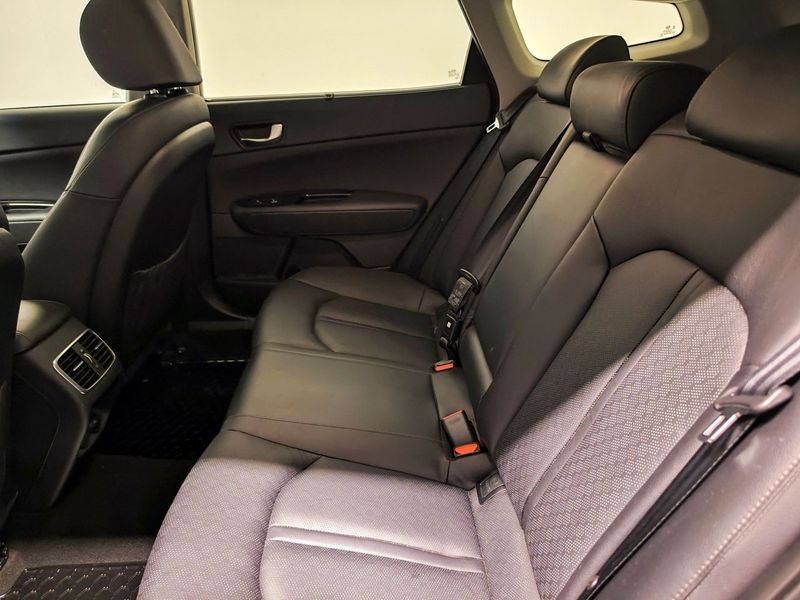 Kia Optima bild 5