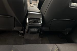 Lynk & Co 01 bild 11