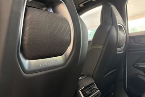 Lynk & Co 01 bild 12