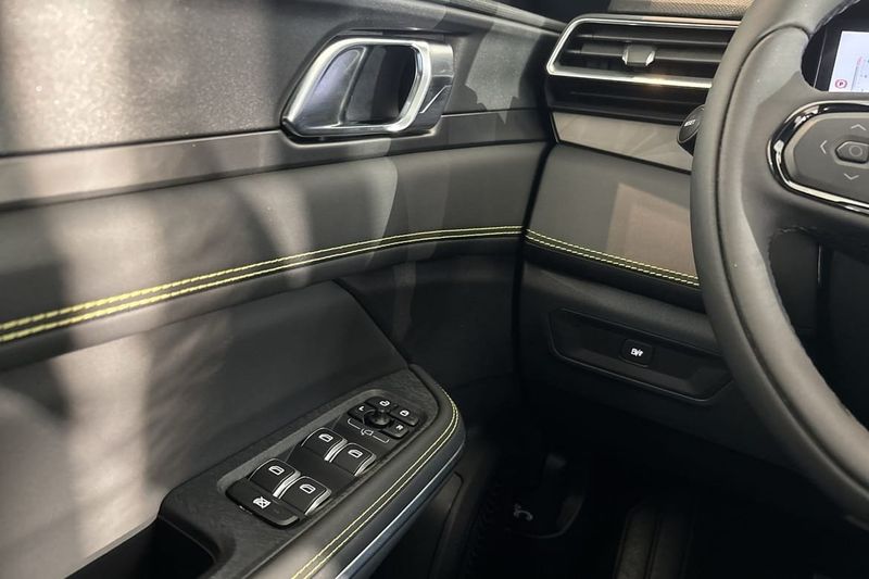 Lynk & Co 01 bild 15