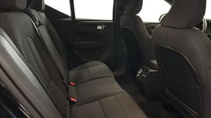 Volvo EX40 bild 7