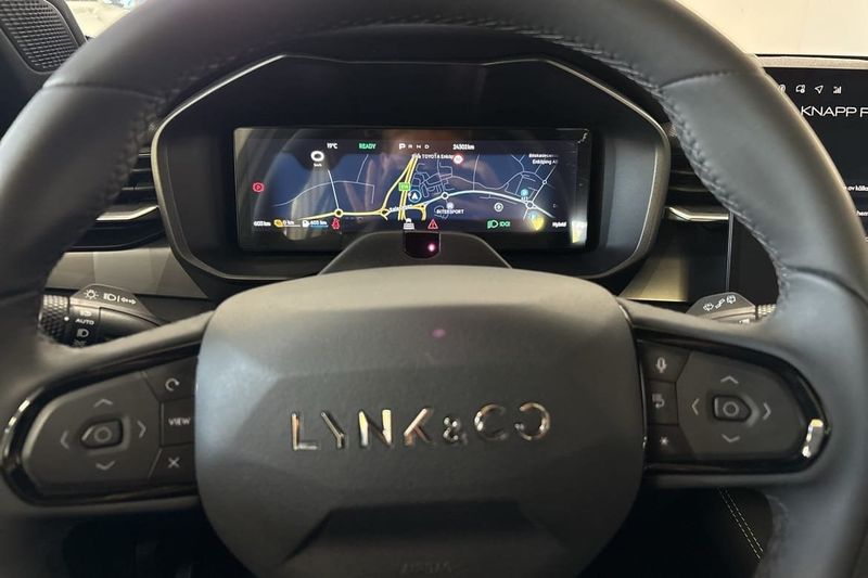 Lynk & Co 01 bild 19