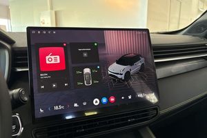 Lynk & Co 01 bild 12