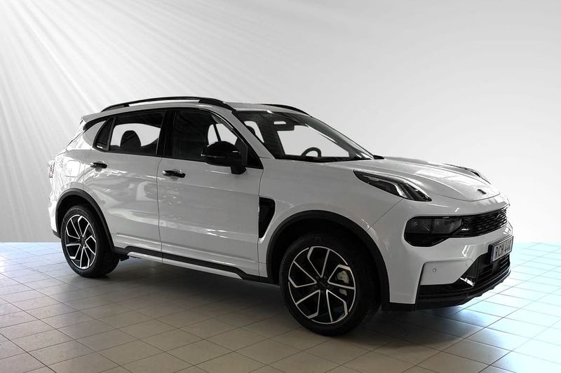 Lynk & Co 01 bild 5