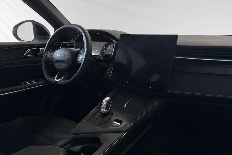 Lynk & Co 01 bild 9