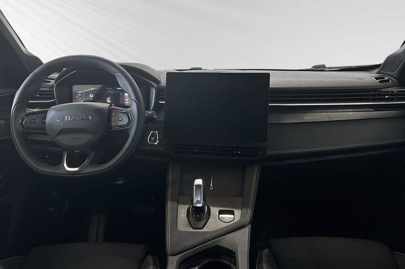 Lynk & Co 01 bild 8