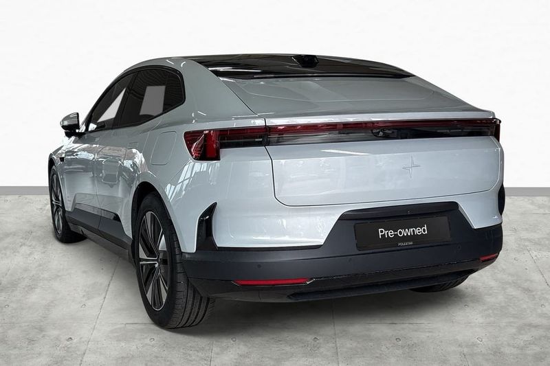 Polestar 4 bild 8
