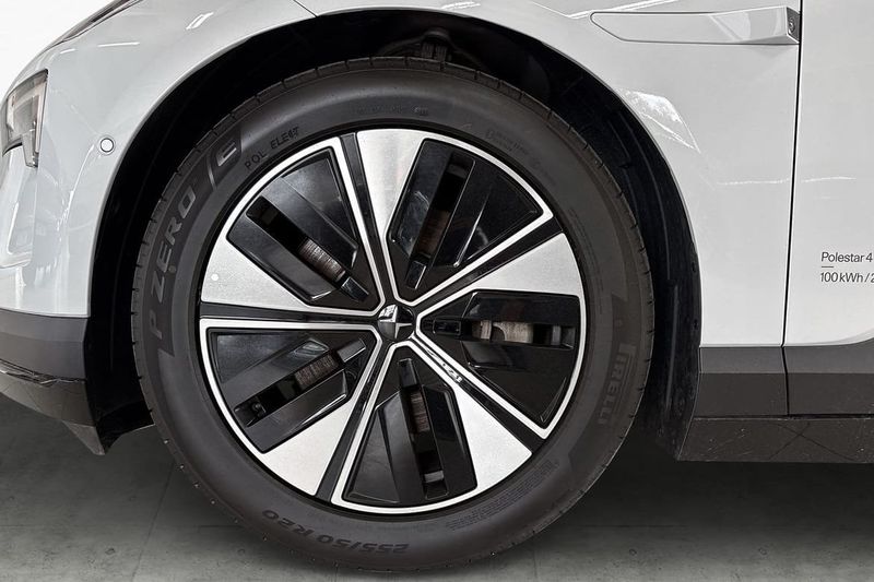 Polestar 4 bild 6