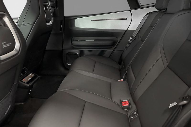 Polestar 4 bild 12