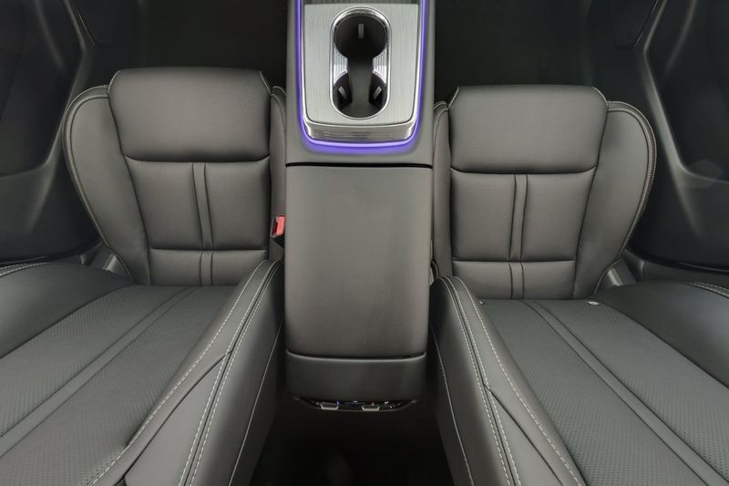 Mazda 6e bild 8