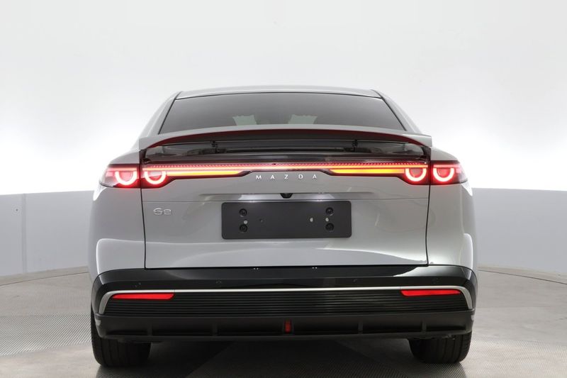 Mazda 6e bild 32